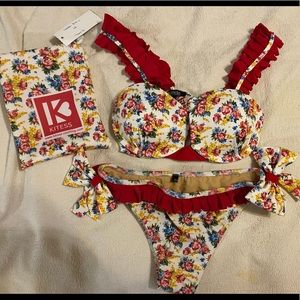 Never worn Kitess floral bikini in size small